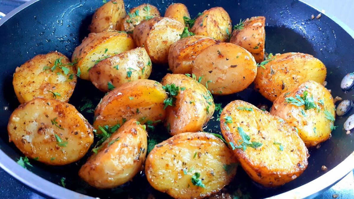 PAPAS FRITAS EN MANTEQUILLA